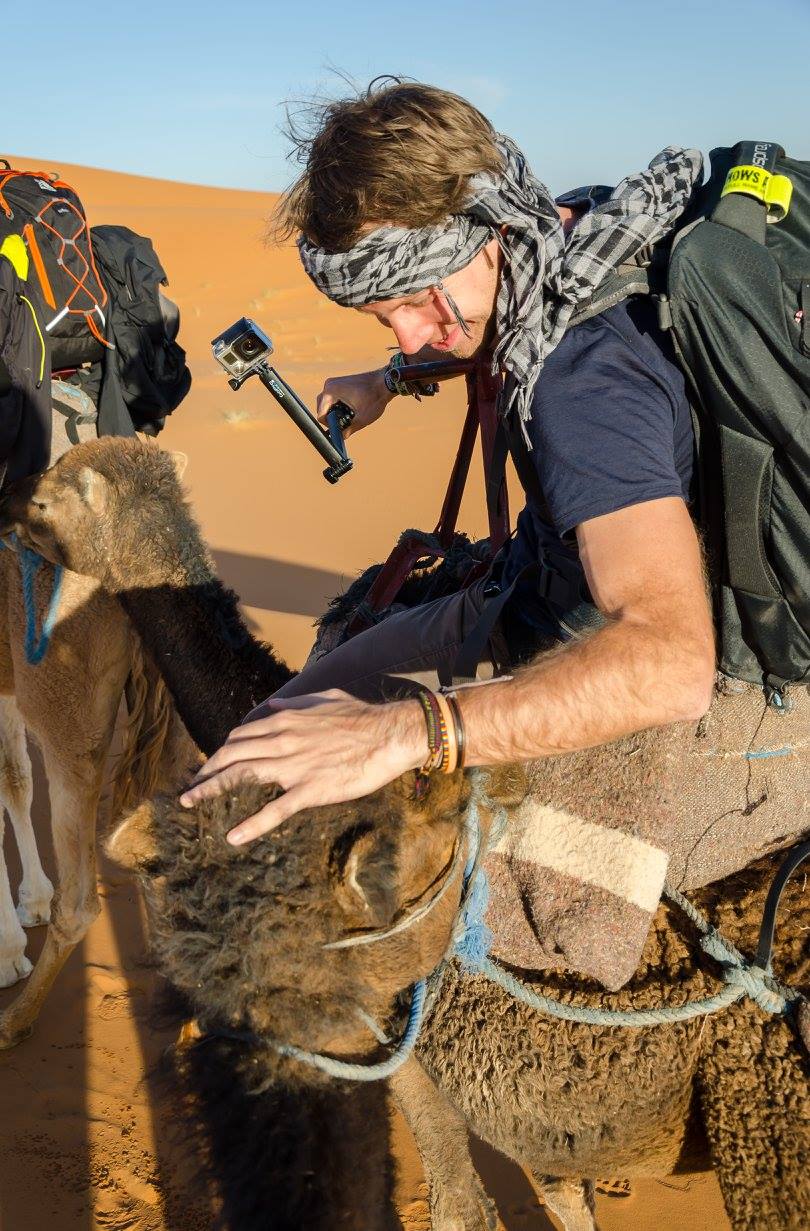 Jízda na velbloudovi v Maroku